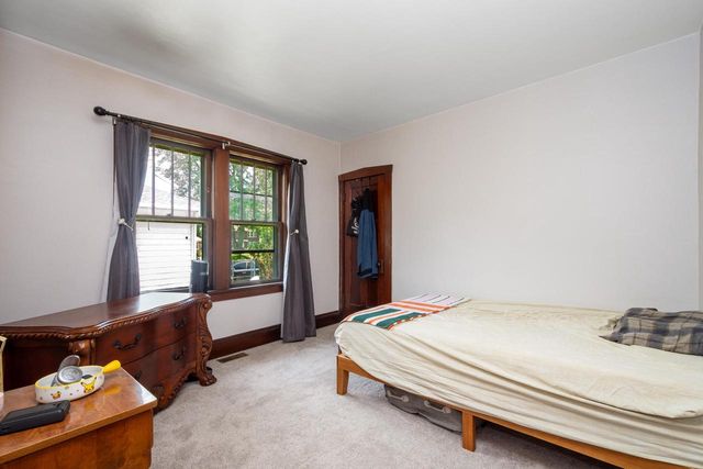 2111 74th STREET, Kenosha, WI 53143