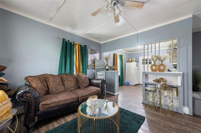 1535 PRESTON STREET S, St Petersburg, FL 33712