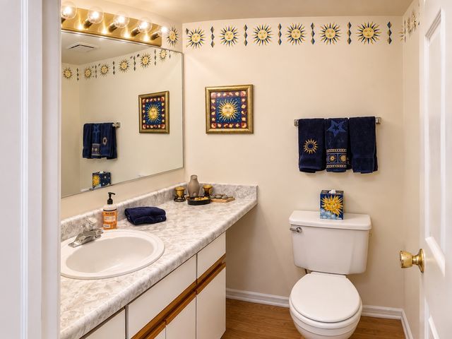 882 Nelli Court 109, Naperville, IL 60563