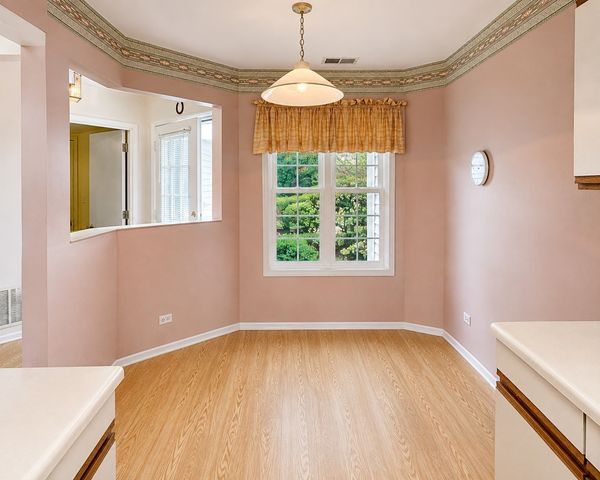 882 Nelli Court 109, Naperville, IL 60563