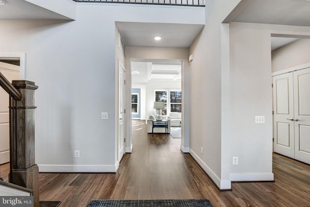 43199 DOGAN RIDGE PL, Centreville, VA 20120