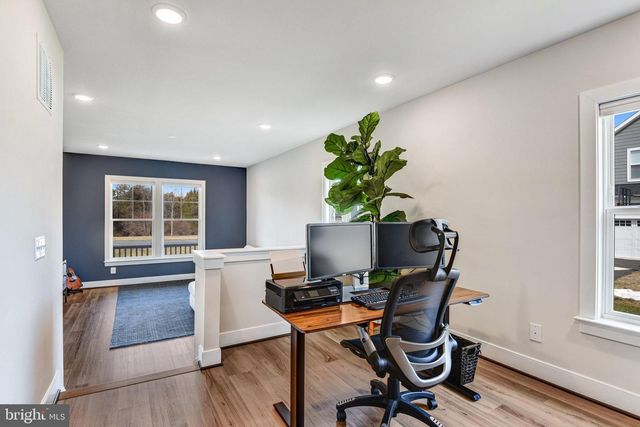 43199 DOGAN RIDGE PL, Centreville, VA 20120