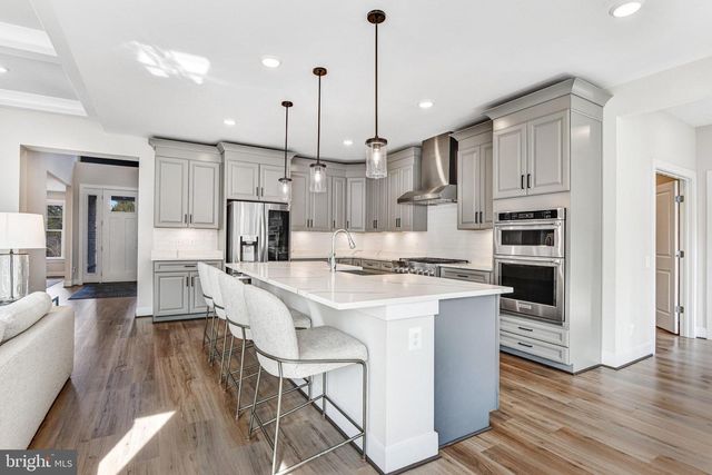 43199 DOGAN RIDGE PL, Centreville, VA 20120