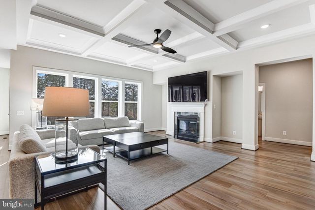 43199 DOGAN RIDGE PL, Centreville, VA 20120