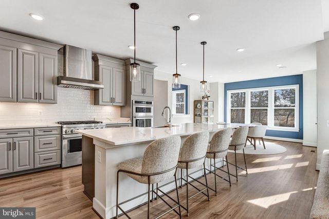 43199 DOGAN RIDGE PL, Centreville, VA 20120