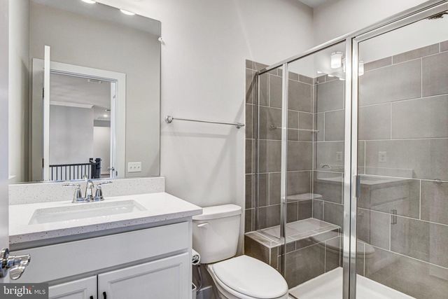 43199 DOGAN RIDGE PL, Centreville, VA 20120