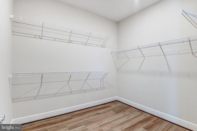 43199 DOGAN RIDGE PL, Centreville, VA 20120