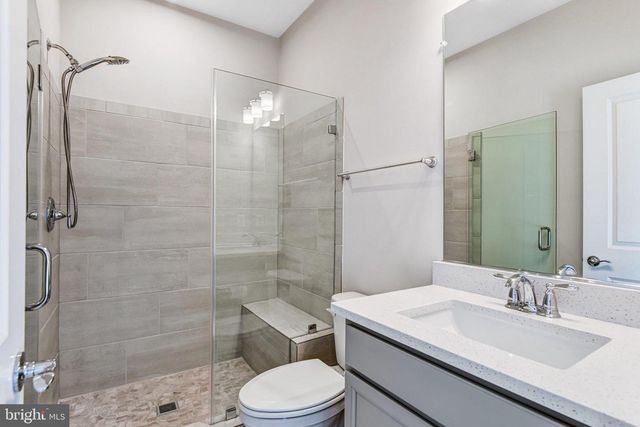 43199 DOGAN RIDGE PL, Centreville, VA 20120