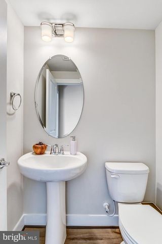 43199 DOGAN RIDGE PL, Centreville, VA 20120