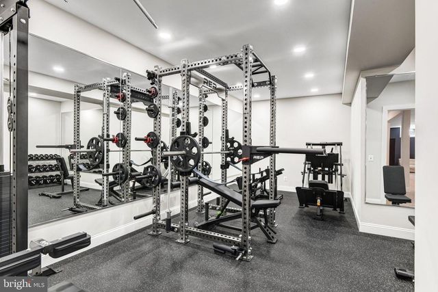 43199 DOGAN RIDGE PL, Centreville, VA 20120