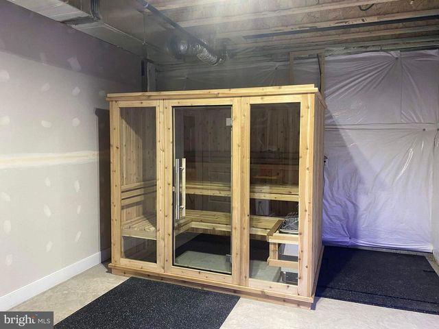 43199 DOGAN RIDGE PL, Centreville, VA 20120