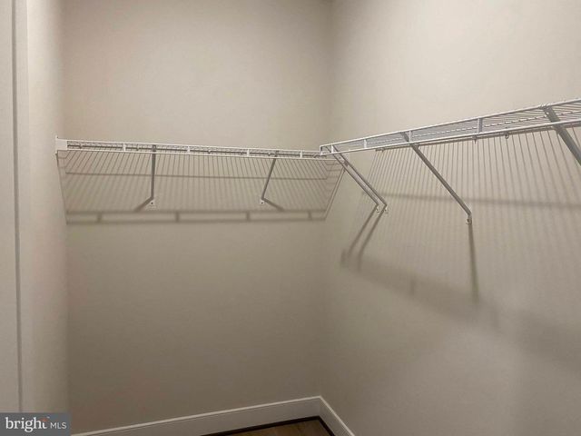 43199 DOGAN RIDGE PL, Centreville, VA 20120