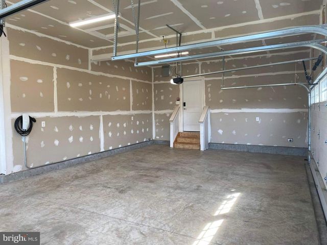 43199 DOGAN RIDGE PL, Centreville, VA 20120