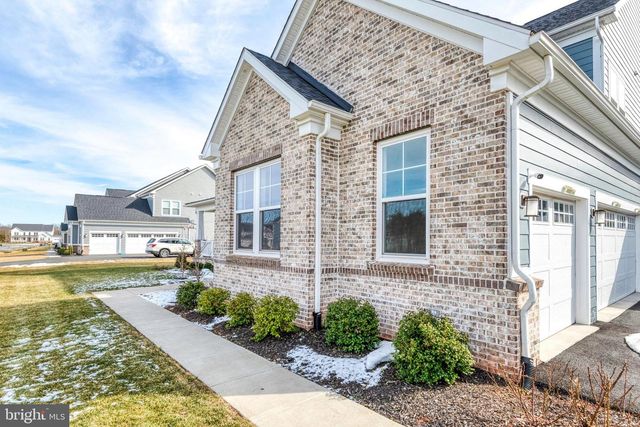 43199 DOGAN RIDGE PL, Centreville, VA 20120