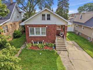 617 23rd Avenue, Bellwood, IL 60104