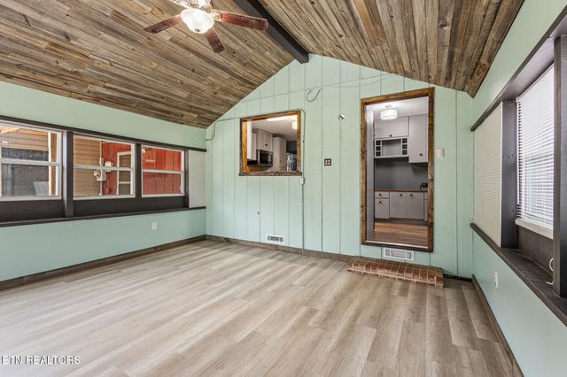 107 County Road 584, Englewood, TN 37329