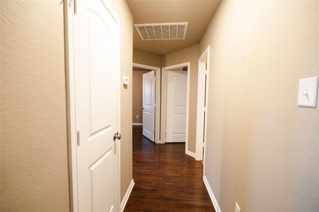 1909 Maize Court, Brenham, TX 77833