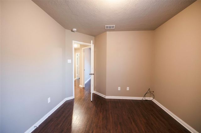 1909 Maize Court, Brenham, TX 77833