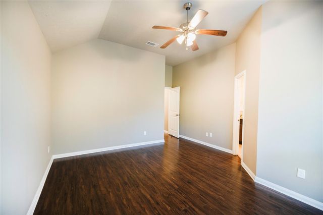 1909 Maize Court, Brenham, TX 77833