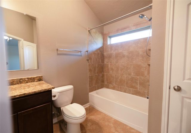 1909 Maize Court, Brenham, TX 77833