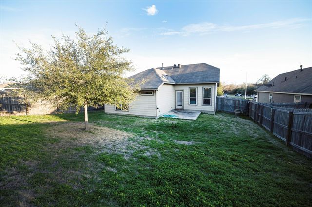 1909 Maize Court, Brenham, TX 77833