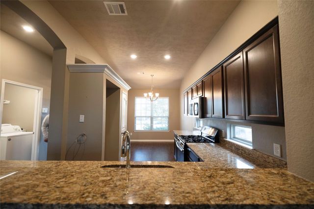 1909 Maize Court, Brenham, TX 77833