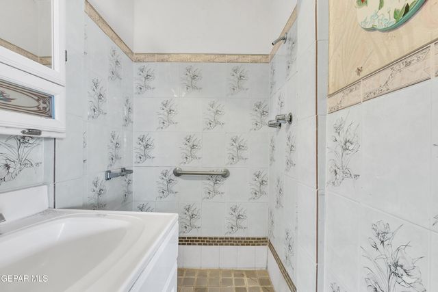 5013 Flower Drive, El Paso, TX 79905