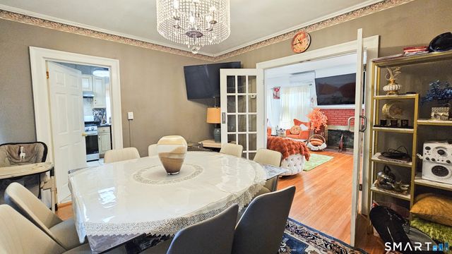 24 White Avenue, West Hartford, CT 06119
