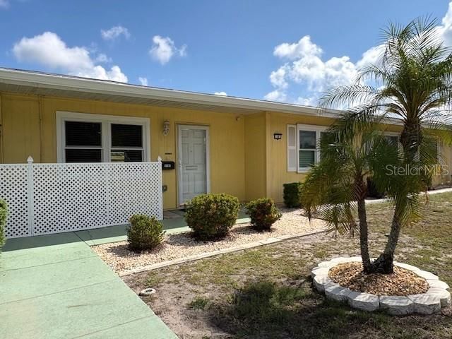 1005 RICKENBACKER DRIVE, Sun City Center, FL 33573