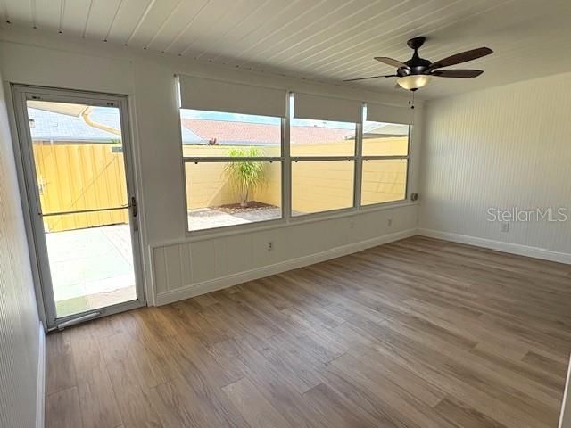 1005 RICKENBACKER DRIVE, Sun City Center, FL 33573