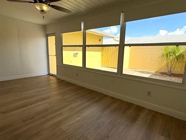 1005 RICKENBACKER DRIVE, Sun City Center, FL 33573