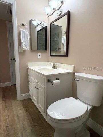 1005 RICKENBACKER DRIVE, Sun City Center, FL 33573