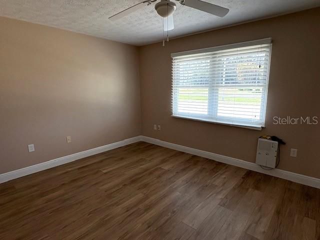 1005 RICKENBACKER DRIVE, Sun City Center, FL 33573