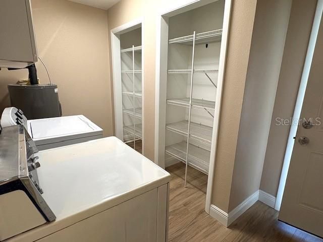 1005 RICKENBACKER DRIVE, Sun City Center, FL 33573