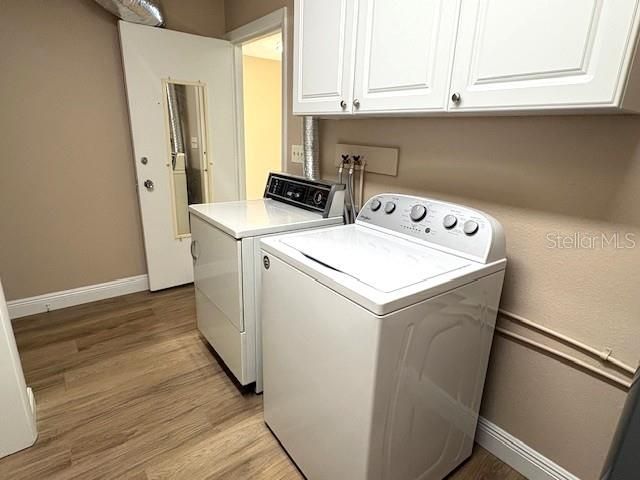 1005 RICKENBACKER DRIVE, Sun City Center, FL 33573