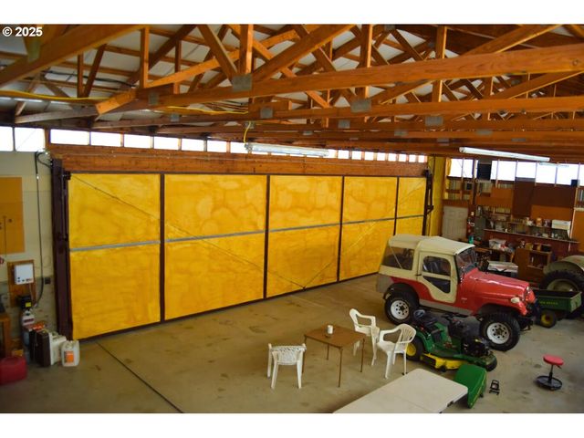 678 Road 20 Nw, Waterville, WA 98858