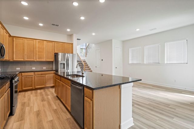 1511 Emma Lake Drive, Missouri City, TX 77459