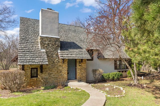 1205 E Bonner Road, Wauconda, IL 60084