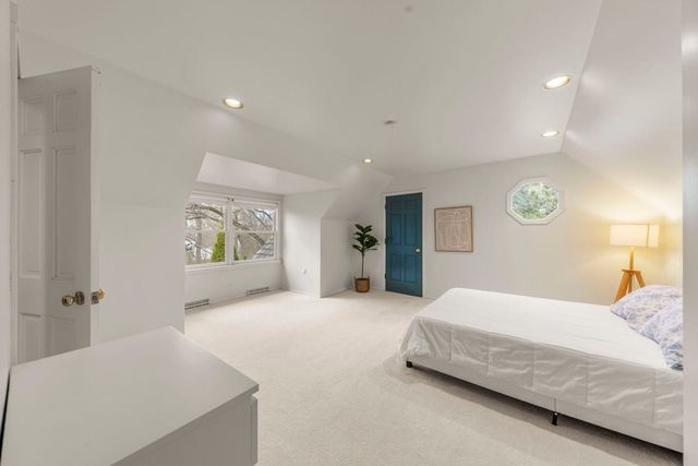 1205 E Bonner Road, Wauconda, IL 60084