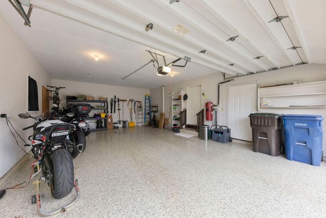 1205 E Bonner Road, Wauconda, IL 60084