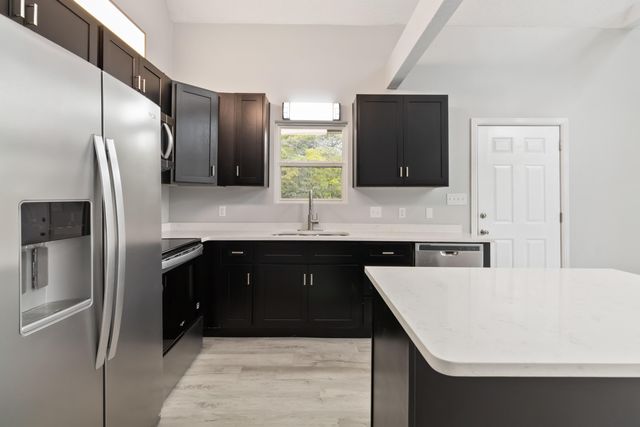 84 Clover Leaf Circle, Burnside, KY 42519