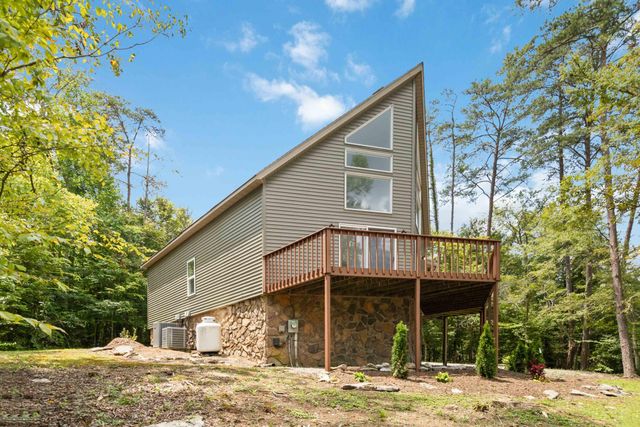 84 Clover Leaf Circle, Burnside, KY 42519