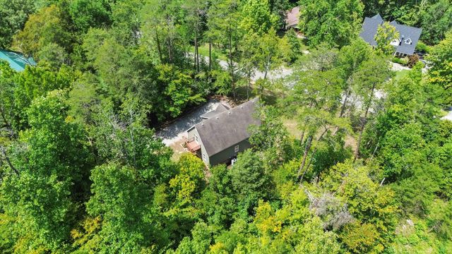 84 Clover Leaf Circle, Burnside, KY 42519