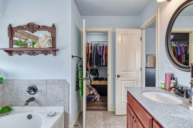 5001 SW 123rd Street, Oklahoma City, OK 73173