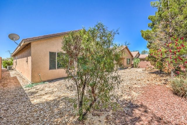 5960 Wheat Penny Avenue, Las Vegas, NV 89122