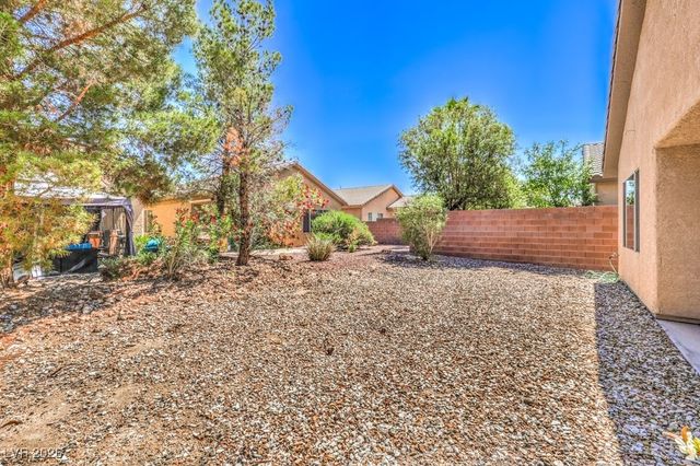 5960 Wheat Penny Avenue, Las Vegas, NV 89122