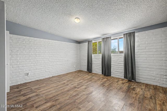 8965 E 35th Circle, Tucson, AZ 85710
