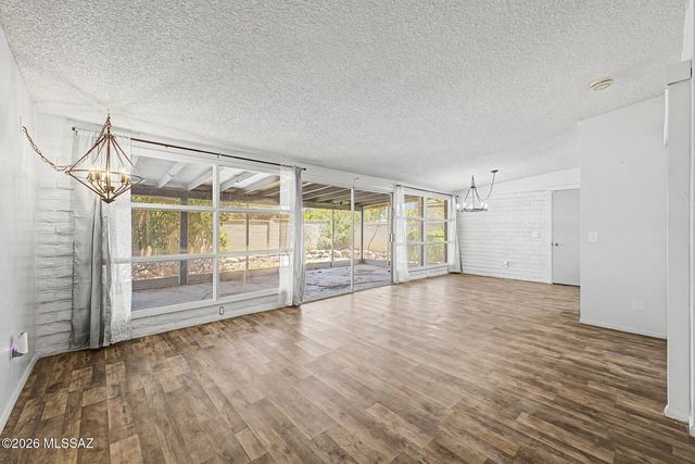 8965 E 35th Circle, Tucson, AZ 85710