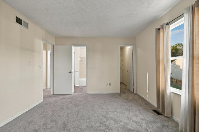 4126 Portobello Drive, Columbus, OH 43230