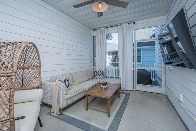 1073 Oak Bluff Avenue, Charleston, SC 29492